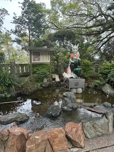 江島神社の末社