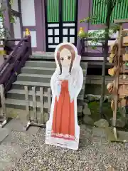 高木神社の像