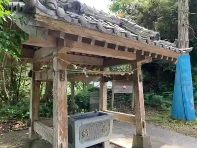 八幡神社の手水舎