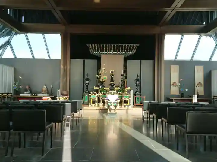 成願寺の本殿・本堂