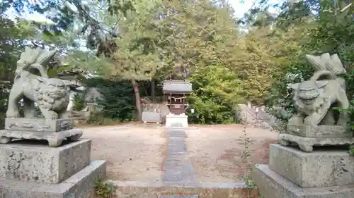 鶴崎神社の狛犬