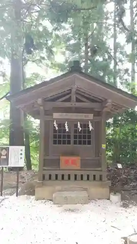 鷲子山上神社の末社・摂社