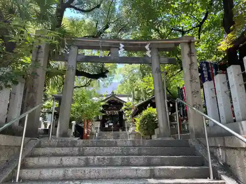 東高津宮の鳥居