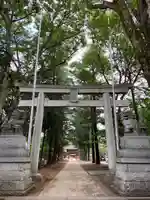 諏訪神社の鳥居