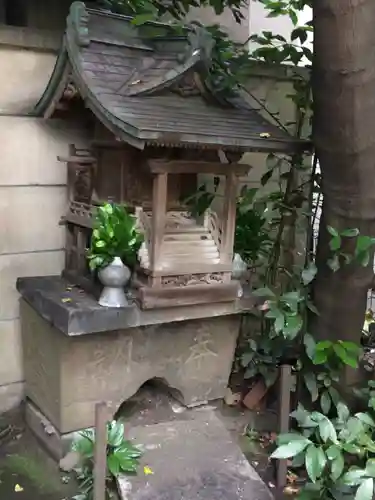 銀杏岡八幡神社の末社・摂社