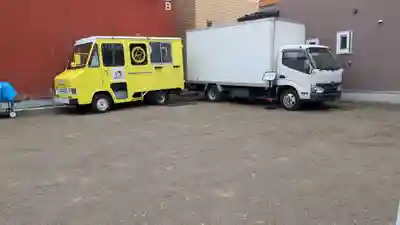 柳彩釧路浅間神社の庭園