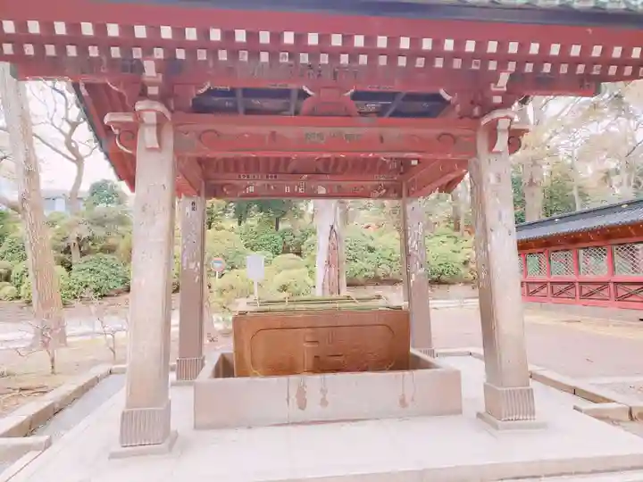 根津神社の手水舎