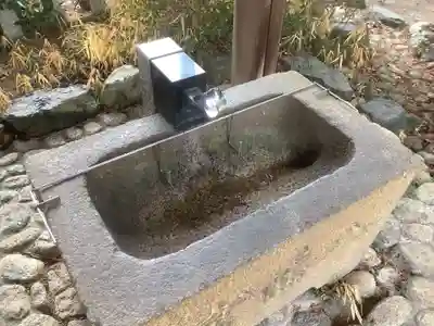 八幡社の手水舎