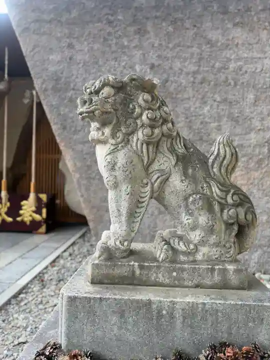 鳥飼八幡宮の{uncategorized: "未分類", other: "その他", undefined: "問題あり", building: "その他建物", grave: "お墓", sacred_gate: "鳥居", guardian: "狛犬", statue: "像", buddha: "仏像", history: "歴史", nature: "自然", garden: "庭園", animal: "動物", pagoda: "塔", temizu: "手水舎", mountain_gate: "山門・神門", sanctuary: "本殿・本堂", subordinate: "末社・摂社", art: "芸術", scenery: "景色", jizo: "地蔵", ema: "絵馬", goshuin: "御朱印", omikuji: "おみくじ", items: "授与品その他", amulet: "お守り", goshuincho: "御朱印帳", eats: "食事", festival: "お祭り", votive_dance: "神楽", shichigosan: "七五三参", wedding: "結婚式", experience: "体験その他", initially: "初詣", around: "周辺", anti_infection: "感染症対策"}