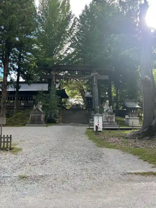 諏訪大社上社前宮(長野県)