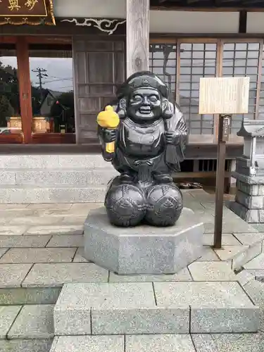 妙典寺の像