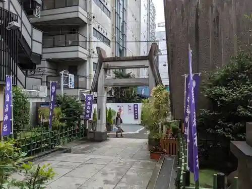 烏森神社の鳥居