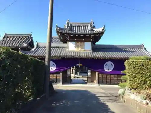 西法寺の山門