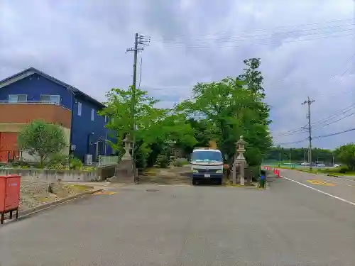 屯倉社（下三宅）の建物その他