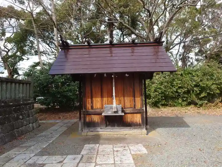 美濃輪稲荷神社の本殿・本堂