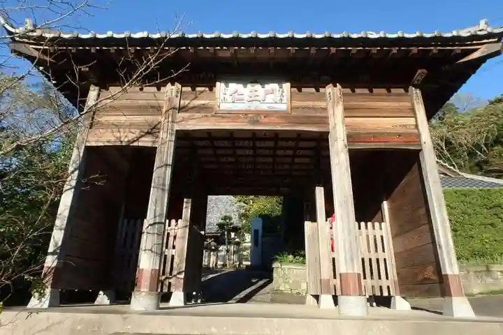 平群天神社の山門・神門
