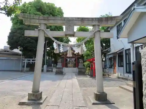 女塚神社の鳥居