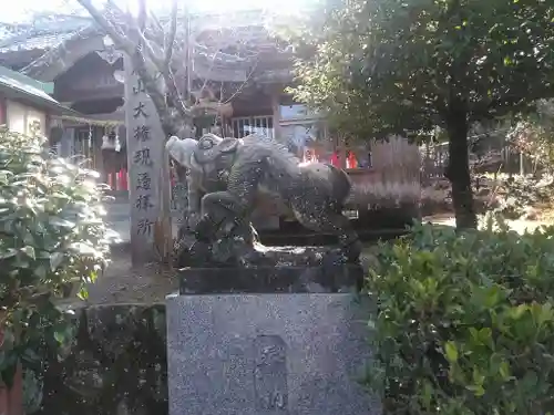 箭山神社下宮の狛犬