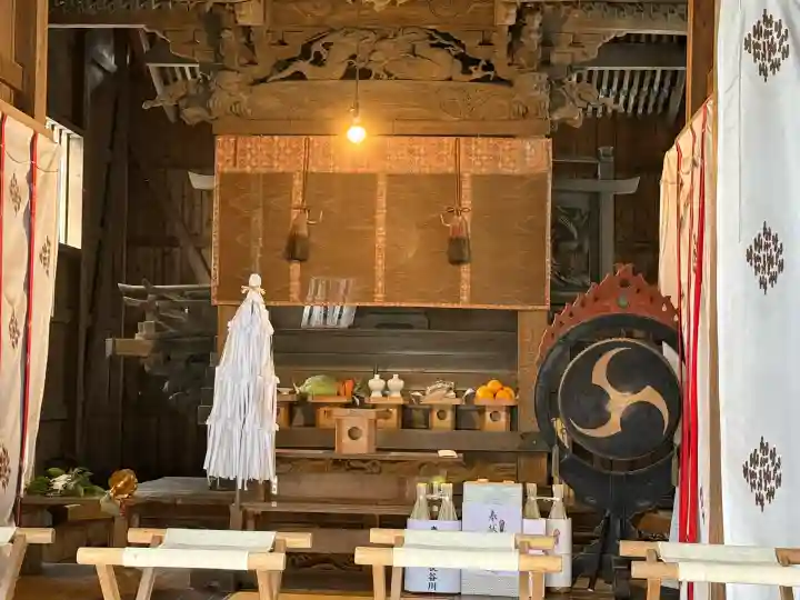 前玉神社の{uncategorized: "未分類", other: "その他", undefined: "問題あり", building: "その他建物", grave: "お墓", sacred_gate: "鳥居", guardian: "狛犬", statue: "像", buddha: "仏像", history: "歴史", nature: "自然", garden: "庭園", animal: "動物", pagoda: "塔", temizu: "手水舎", mountain_gate: "山門・神門", sanctuary: "本殿・本堂", subordinate: "末社・摂社", art: "芸術", scenery: "景色", jizo: "地蔵", ema: "絵馬", goshuin: "御朱印", omikuji: "おみくじ", items: "授与品その他", amulet: "お守り", goshuincho: "御朱印帳", eats: "食事", festival: "お祭り", votive_dance: "神楽", shichigosan: "七五三参", wedding: "結婚式", experience: "体験その他", initially: "初詣", around: "周辺", anti_infection: "感染症対策"}