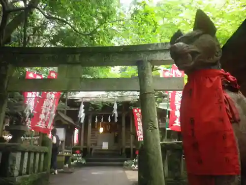 佐助稲荷神社の狛犬