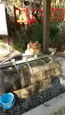 伏見稲荷大社の手水舎