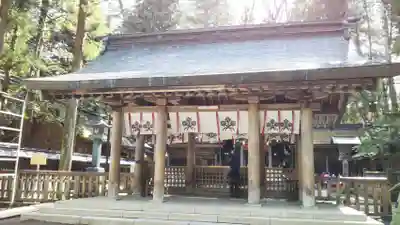 諏訪大社の本殿・本堂