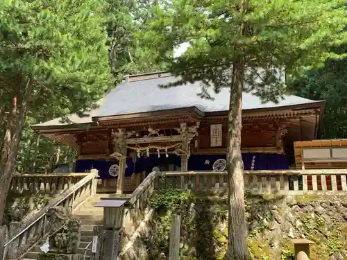 早池峯神社の本殿