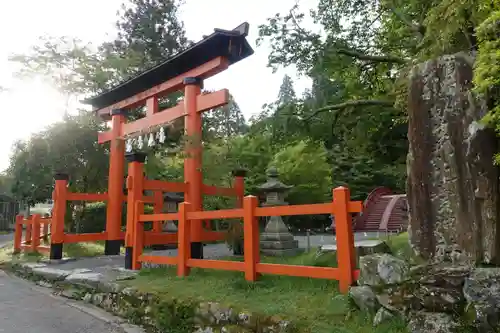 丹生都比売神社の鳥居