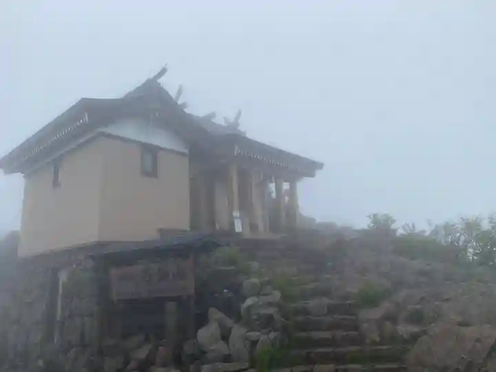 石鎚神社頂上社(愛媛県)