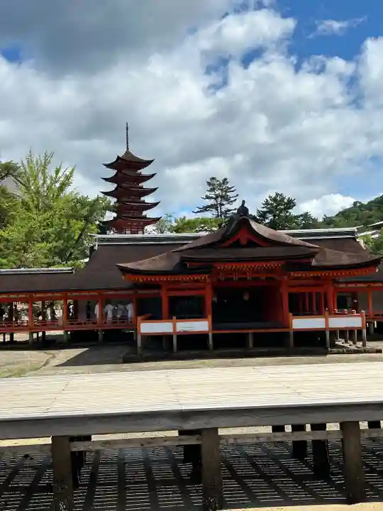 厳島神社(広島県)