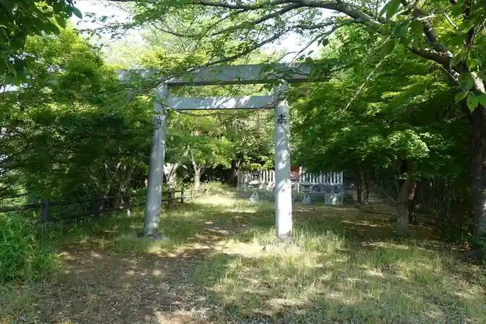 燕神社の鳥居