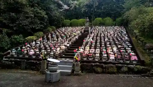 宝山寺の地蔵