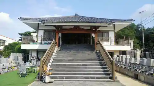 天照院龍海寺の本殿