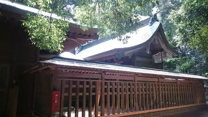 鴨鳥五所神社の本殿・本堂