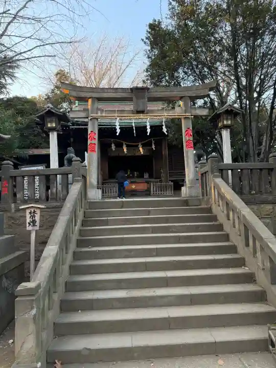 諏方神社の{uncategorized: "未分類", other: "その他", undefined: "問題あり", building: "その他建物", grave: "お墓", sacred_gate: "鳥居", guardian: "狛犬", statue: "像", buddha: "仏像", history: "歴史", nature: "自然", garden: "庭園", animal: "動物", pagoda: "塔", temizu: "手水舎", mountain_gate: "山門・神門", sanctuary: "本殿・本堂", subordinate: "末社・摂社", art: "芸術", scenery: "景色", jizo: "地蔵", ema: "絵馬", goshuin: "御朱印", omikuji: "おみくじ", items: "授与品その他", amulet: "お守り", goshuincho: "御朱印帳", eats: "食事", festival: "お祭り", votive_dance: "神楽", shichigosan: "七五三参", wedding: "結婚式", experience: "体験その他", initially: "初詣", around: "周辺", anti_infection: "感染症対策"}