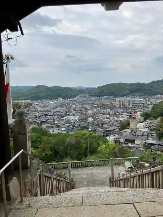 足高神社の{uncategorized: "未分類", other: "その他", undefined: "問題あり", building: "その他建物", grave: "お墓", sacred_gate: "鳥居", guardian: "狛犬", statue: "像", buddha: "仏像", history: "歴史", nature: "自然", garden: "庭園", animal: "動物", pagoda: "塔", temizu: "手水舎", mountain_gate: "山門・神門", sanctuary: "本殿・本堂", subordinate: "末社・摂社", art: "芸術", scenery: "景色", jizo: "地蔵", ema: "絵馬", goshuin: "御朱印", omikuji: "おみくじ", items: "授与品その他", amulet: "お守り", goshuincho: "御朱印帳", eats: "食事", festival: "お祭り", votive_dance: "神楽", shichigosan: "七五三参", wedding: "結婚式", experience: "体験その他", initially: "初詣", around: "周辺", anti_infection: "感染症対策"}
