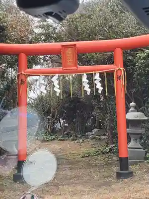 玉澤稲荷神社の鳥居