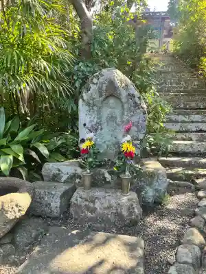 寳積院の{uncategorized: "未分類", other: "その他", undefined: "問題あり", building: "その他建物", grave: "お墓", sacred_gate: "鳥居", guardian: "狛犬", statue: "像", buddha: "仏像", history: "歴史", nature: "自然", garden: "庭園", animal: "動物", pagoda: "塔", temizu: "手水舎", mountain_gate: "山門・神門", sanctuary: "本殿・本堂", subordinate: "末社・摂社", art: "芸術", scenery: "景色", jizo: "地蔵", ema: "絵馬", goshuin: "御朱印", omikuji: "おみくじ", items: "授与品その他", amulet: "お守り", goshuincho: "御朱印帳", eats: "食事", festival: "お祭り", votive_dance: "神楽", shichigosan: "七五三参", wedding: "結婚式", experience: "体験その他", initially: "初詣", around: "周辺", anti_infection: "感染症対策"}
