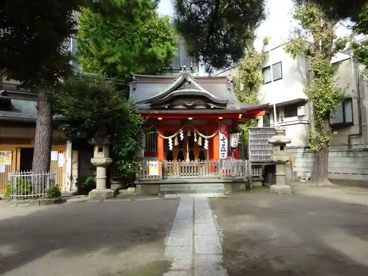 蒔田杉山神社の本殿・本堂