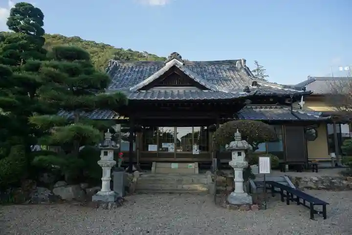 萬福寺の本殿・本堂