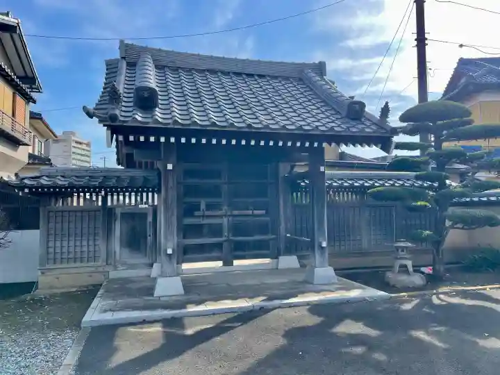 眞隆寺の{uncategorized: "未分類", other: "その他", undefined: "問題あり", building: "その他建物", grave: "お墓", sacred_gate: "鳥居", guardian: "狛犬", statue: "像", buddha: "仏像", history: "歴史", nature: "自然", garden: "庭園", animal: "動物", pagoda: "塔", temizu: "手水舎", mountain_gate: "山門・神門", sanctuary: "本殿・本堂", subordinate: "末社・摂社", art: "芸術", scenery: "景色", jizo: "地蔵", ema: "絵馬", goshuin: "御朱印", omikuji: "おみくじ", items: "授与品その他", amulet: "お守り", goshuincho: "御朱印帳", eats: "食事", festival: "お祭り", votive_dance: "神楽", shichigosan: "七五三参", wedding: "結婚式", experience: "体験その他", initially: "初詣", around: "周辺", anti_infection: "感染症対策"}