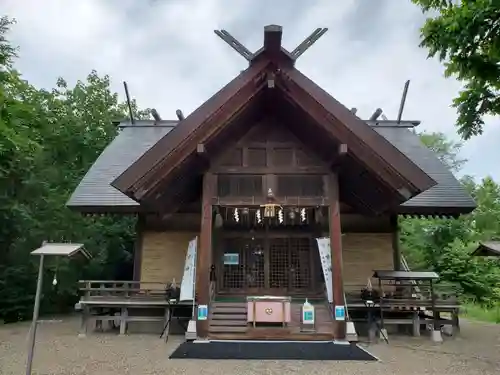 端野神社の本殿