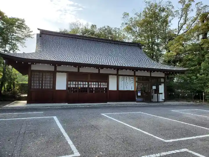 長山稲荷社(橿原神宮末社)の本殿・本堂