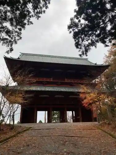 女人堂の山門・神門