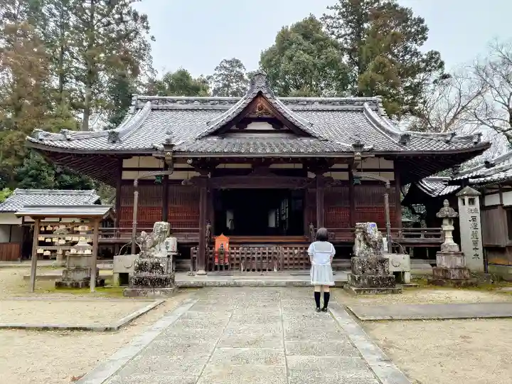 宇流冨志禰神社の本殿・本堂