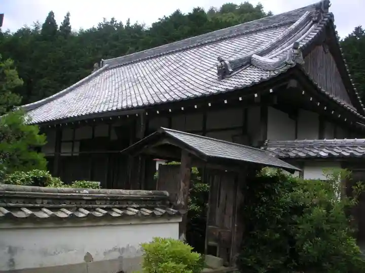 龍興寺の本殿・本堂