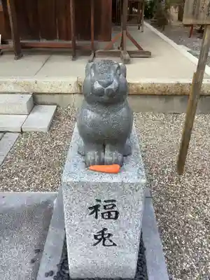 三輪神社の狛犬