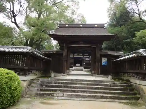 吉香神社の山門・神門