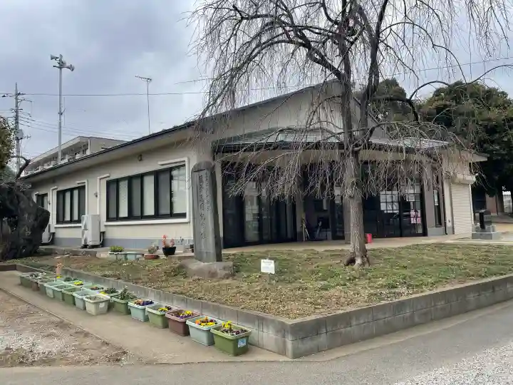 谷津観音堂の{uncategorized: "未分類", other: "その他", undefined: "問題あり", building: "その他建物", grave: "お墓", sacred_gate: "鳥居", guardian: "狛犬", statue: "像", buddha: "仏像", history: "歴史", nature: "自然", garden: "庭園", animal: "動物", pagoda: "塔", temizu: "手水舎", mountain_gate: "山門・神門", sanctuary: "本殿・本堂", subordinate: "末社・摂社", art: "芸術", scenery: "景色", jizo: "地蔵", ema: "絵馬", goshuin: "御朱印", omikuji: "おみくじ", items: "授与品その他", amulet: "お守り", goshuincho: "御朱印帳", eats: "食事", festival: "お祭り", votive_dance: "神楽", shichigosan: "七五三参", wedding: "結婚式", experience: "体験その他", initially: "初詣", around: "周辺", anti_infection: "感染症対策"}