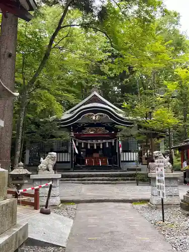 新屋山神社(山梨県)
